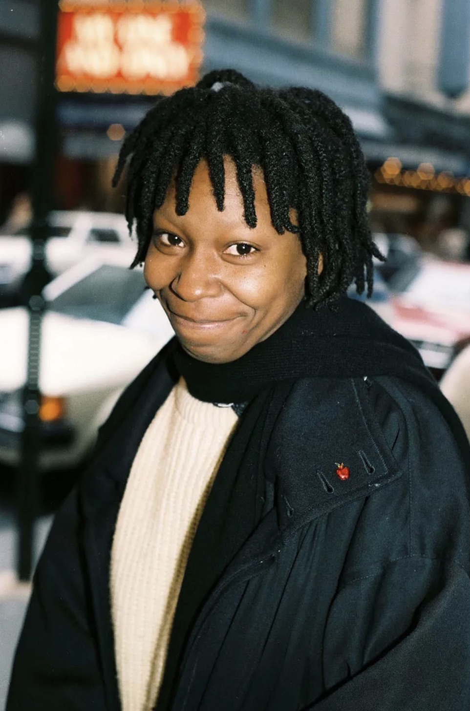 Whoopi Goldberg – Morgue beautician 